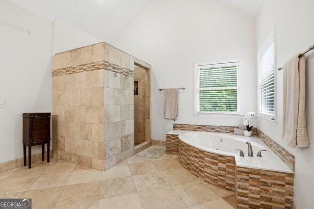 280 Flowing Spring Trail, Roswell, GA 30075