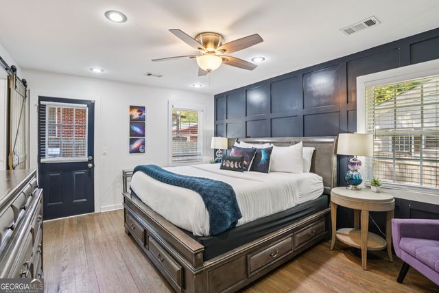 566 Woods Drive NW, Atlanta, GA 30318