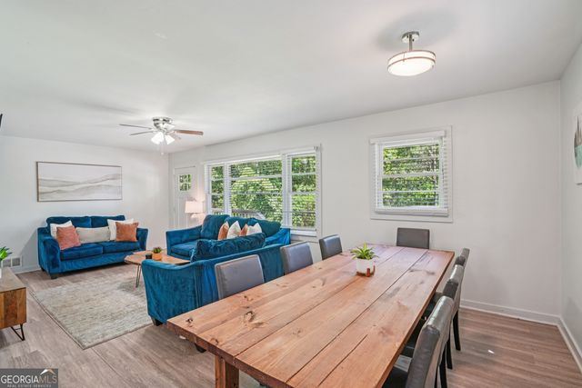 566 Woods Drive NW, Atlanta, GA 30318