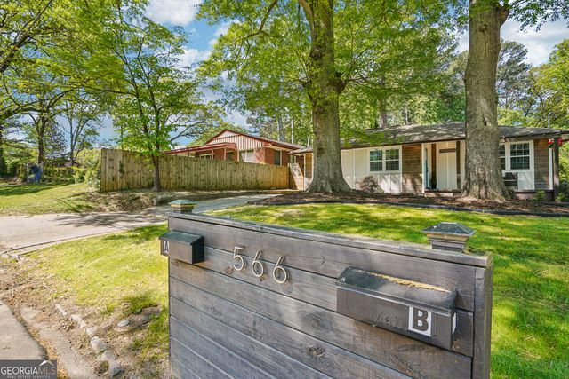 566 Woods Drive NW, Atlanta, GA 30318