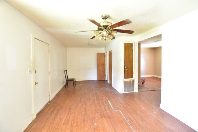 3054 Gordonia, Shreveport, LA 71107