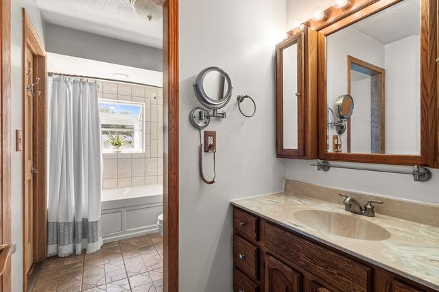 2910 Hickory Lane, Twin Lakes, WI 53181