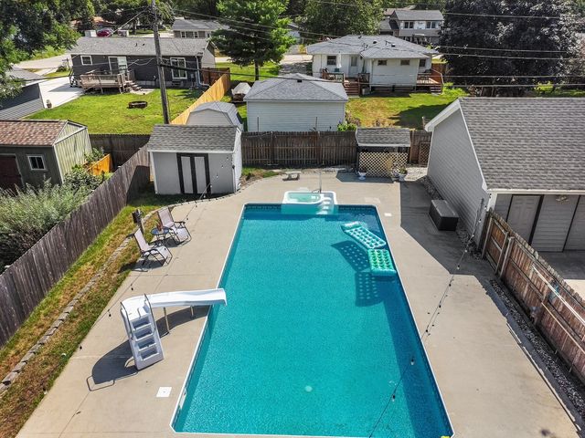 2910 Hickory Lane, Twin Lakes, WI 53181