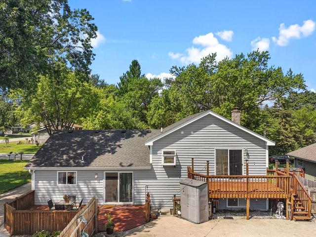 2910 Hickory Lane, Twin Lakes, WI 53181