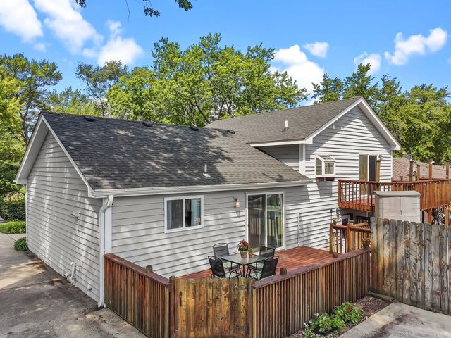 2910 Hickory Lane, Twin Lakes, WI 53181