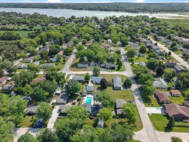 2910 Hickory Lane, Twin Lakes, WI 53181