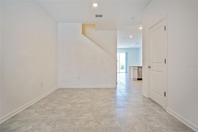 2537 SKYLINE LOOP, Kissimmee, FL 34758