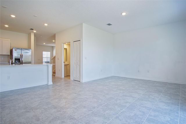 2537 SKYLINE LOOP, Kissimmee, FL 34758