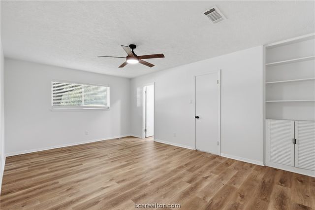 3618 Sunnybrook Lane, Bryan, TX 77802