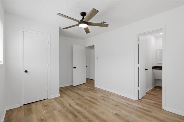 3618 Sunnybrook Lane, Bryan, TX 77802