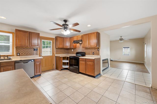 14 Nevada Road, West Babylon, NY 11704