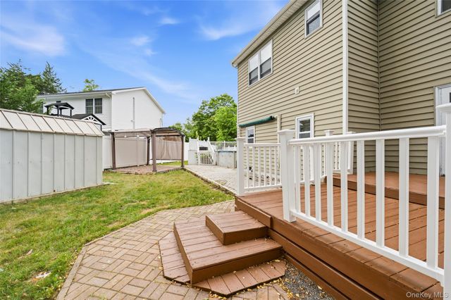14 Nevada Road, West Babylon, NY 11704