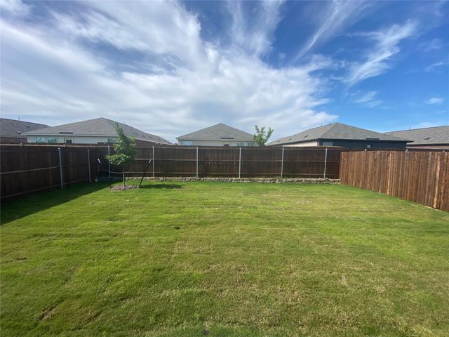 3825 Camelot Street B, Denton, TX 76209