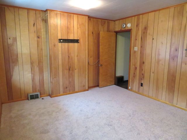 1707 Lenz Avenue, Ambridge, PA 15003
