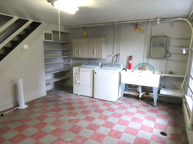 1707 Lenz Avenue, Ambridge, PA 15003