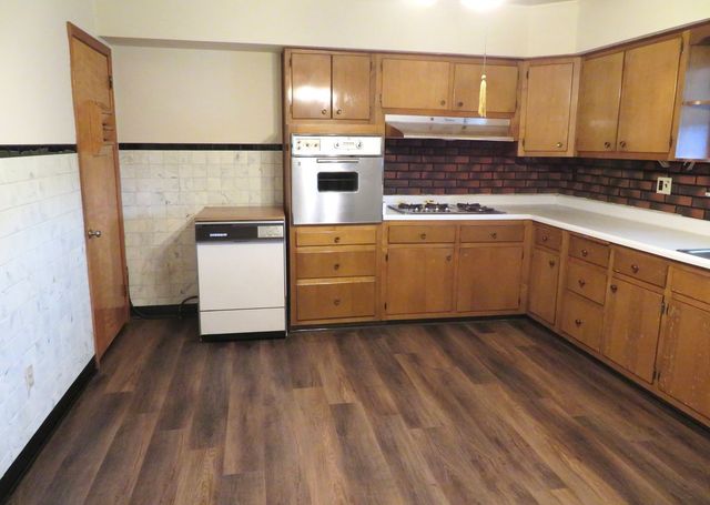 1707 Lenz Avenue, Ambridge, PA 15003