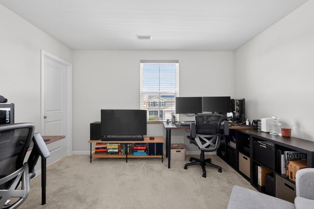 383 Thresher Street, Dekalb, IL 60115