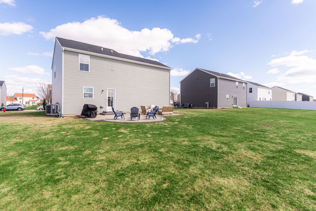 383 Thresher Street, Dekalb, IL 60115