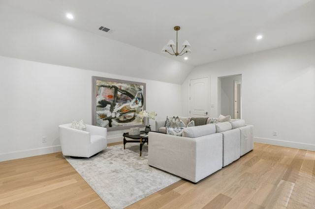 6389 Memorial Drive, Frisco, TX 75034