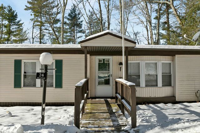 24 Donald Drive, Goffstown, NH 03045