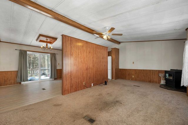 24 Donald Drive, Goffstown, NH 03045