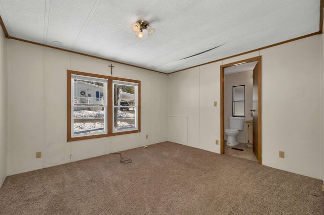 24 Donald Drive, Goffstown, NH 03045