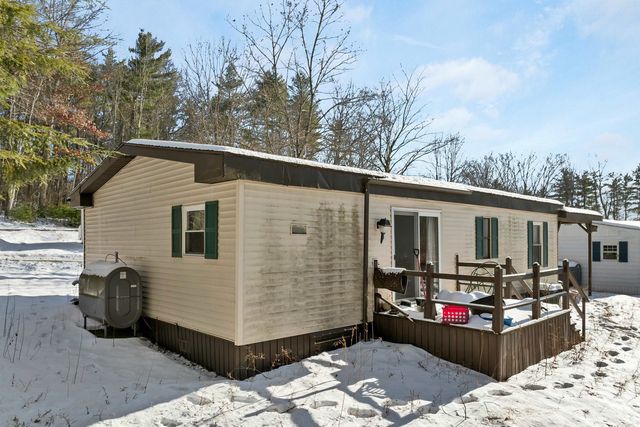 24 Donald Drive, Goffstown, NH 03045