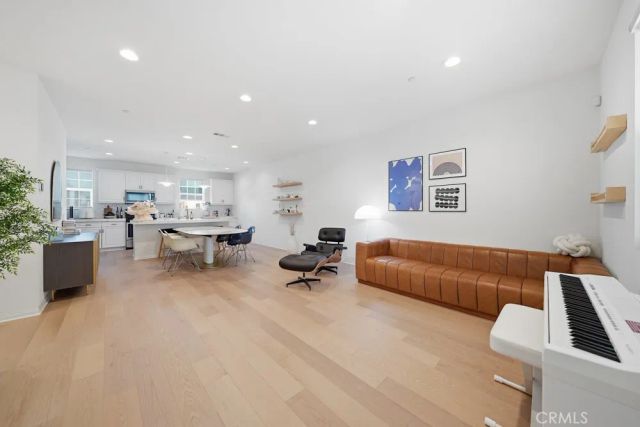 6931 Magnolia, Buena Park, CA 90621