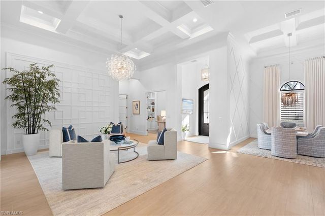 3737 Mahogany Bend DR, Naples, FL 34114