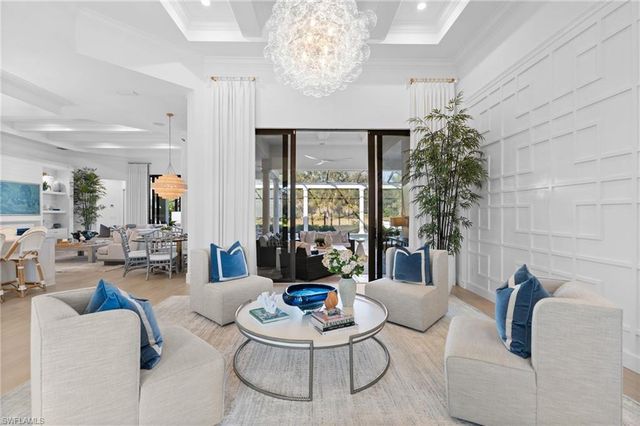 3737 Mahogany Bend DR, Naples, FL 34114