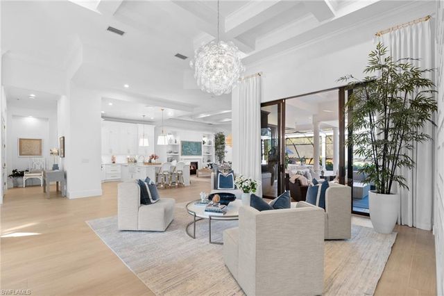 3737 Mahogany Bend DR, Naples, FL 34114