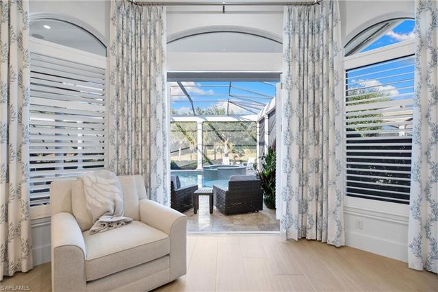 3737 Mahogany Bend DR, Naples, FL 34114