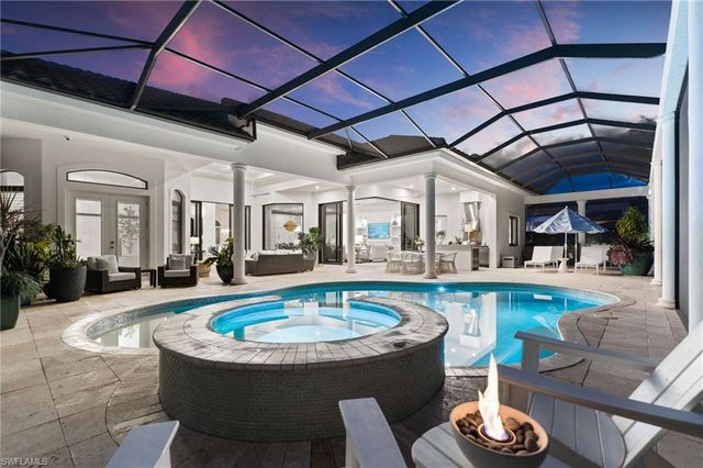 3737 Mahogany Bend DR, Naples, FL 34114