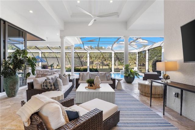 3737 Mahogany Bend DR, Naples, FL 34114