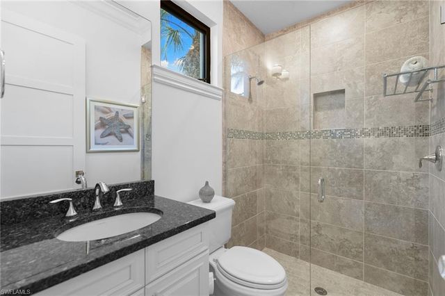 3737 Mahogany Bend DR, Naples, FL 34114