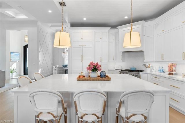 3737 Mahogany Bend DR, Naples, FL 34114