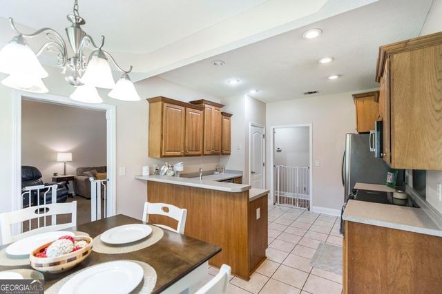 608 Twelve Oaks Drive, Warner Robins, GA 31088