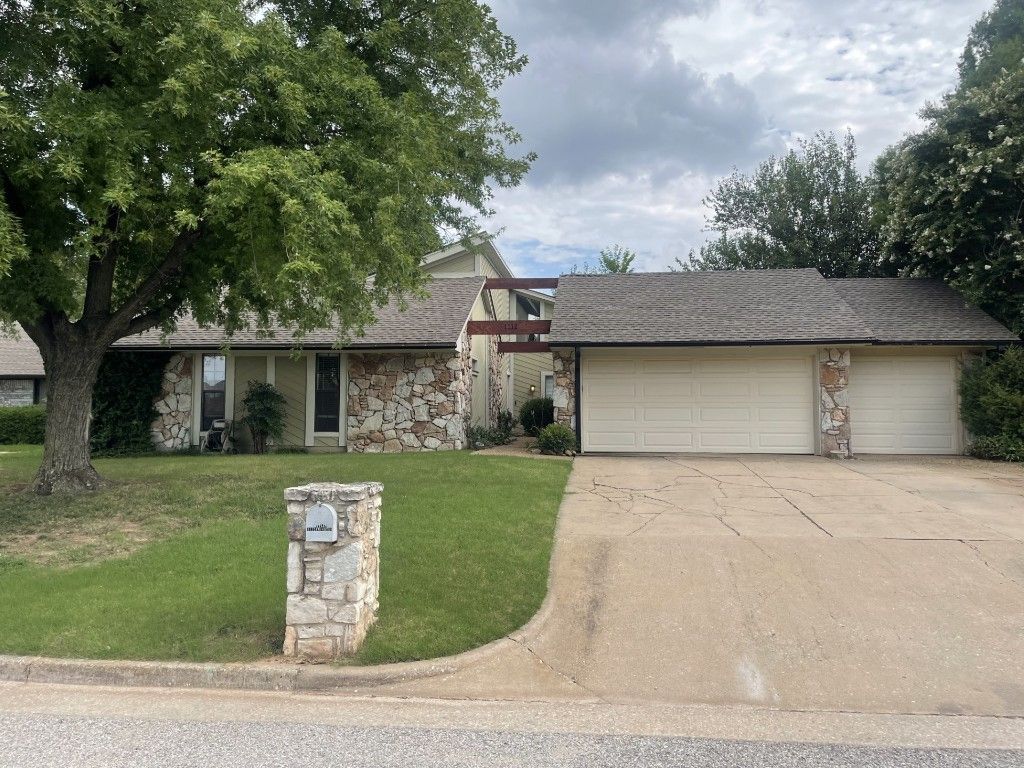 1112 NW 140th Terrace, Edmond, OK 73013