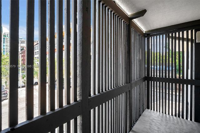 3265 Virginia St 20, Miami, FL 33133