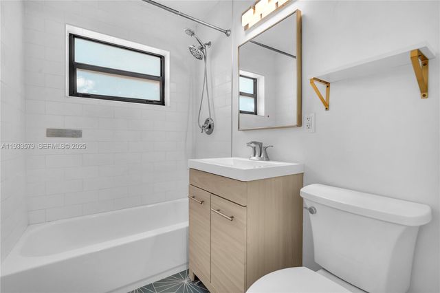 3265 Virginia St 20, Miami, FL 33133