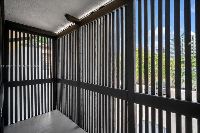 3265 Virginia St 20, Miami, FL 33133