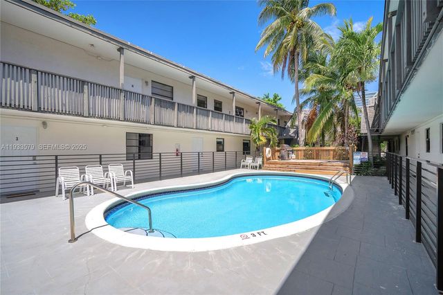 3265 Virginia St 20, Miami, FL 33133