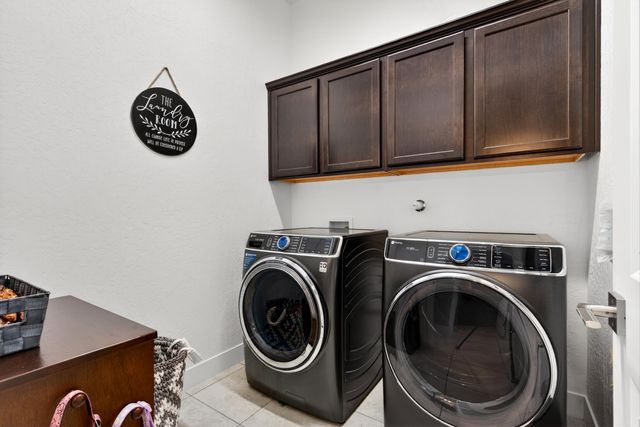 5213 Bullseye Road NE, Rio Rancho, NM 87144