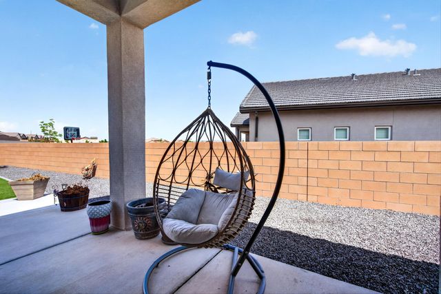5213 Bullseye Road NE, Rio Rancho, NM 87144