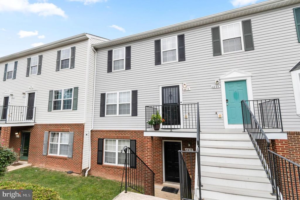 4413 BLUE HERON WAY, Bladensburg, MD 20710