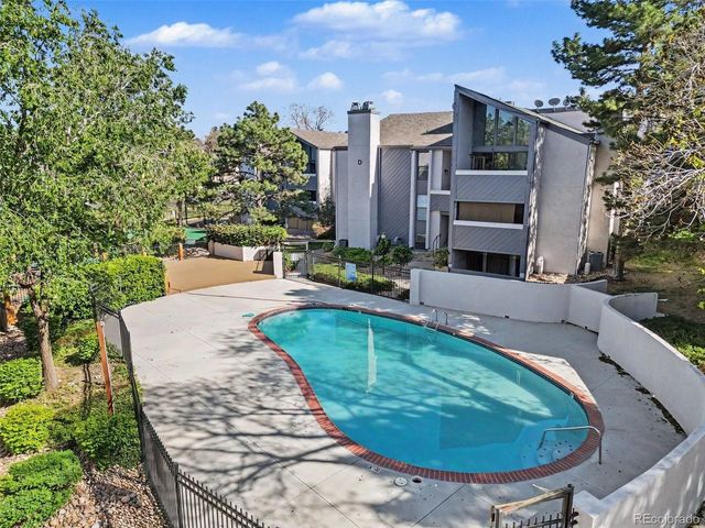 9727 E Peakview Ave A03, Englewood, CO 80111