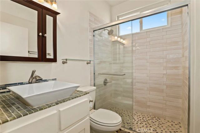 6525 La Mirada Avenue 112, Los Angeles, CA 90038