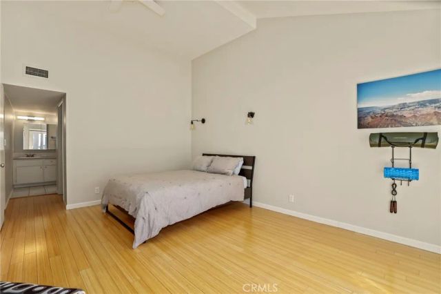 6525 La Mirada Avenue 112, Los Angeles, CA 90038