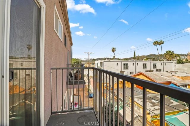 6525 La Mirada Avenue 112, Los Angeles, CA 90038