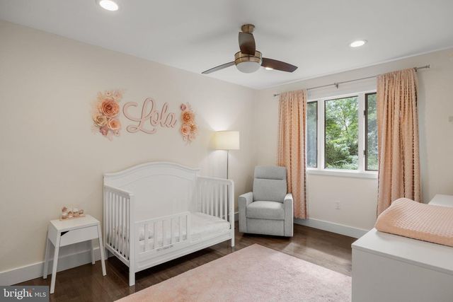 885 SPRING VIEW DR, Southampton, PA 18966